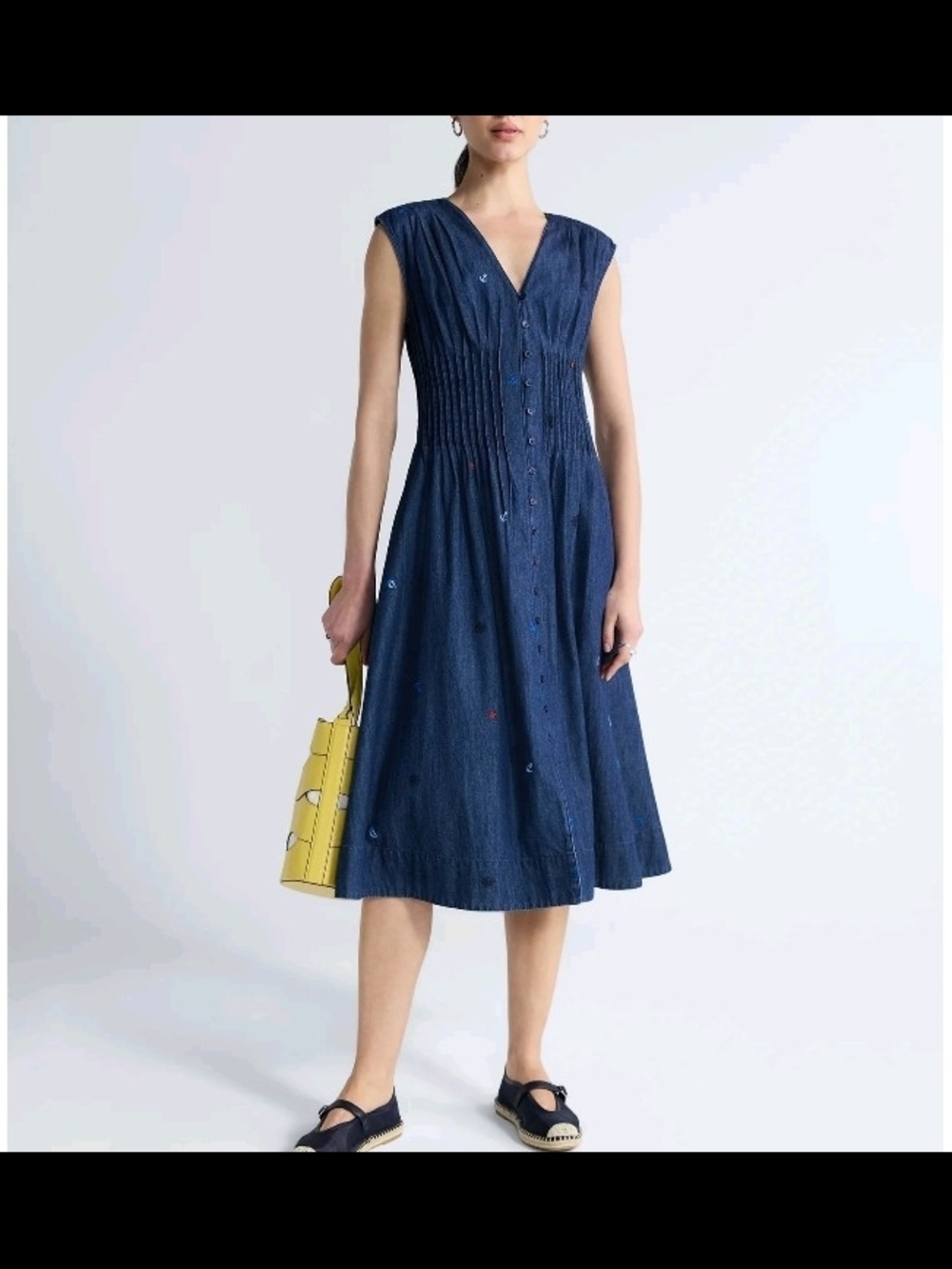 NWT Free Assembly Denim Embroidered V-Neck Button Front Sleeveless Midi Dress